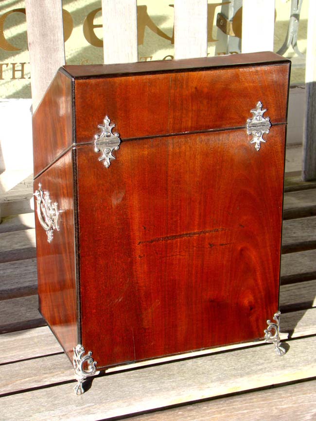 A George III period Silver Mounted Mahogany Cutlery Box by Edward Dobson, London, 1778 — image 6